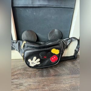Disney Loungefly Mickey Fanny Pack